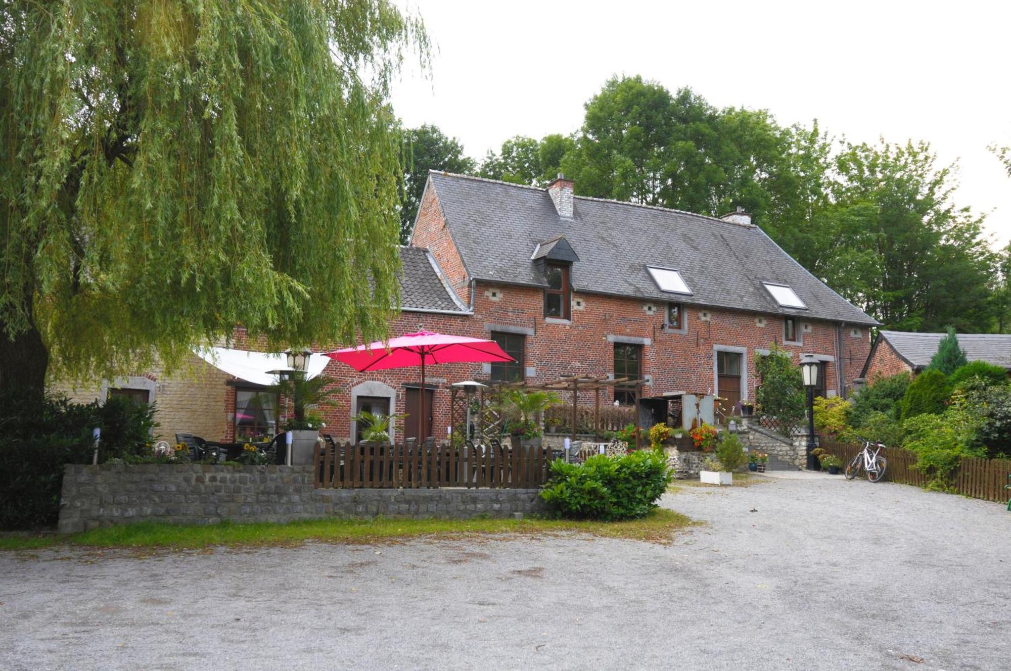 Hotel Restaurant La Ferme De Grambais Nivelles Exteriör bild